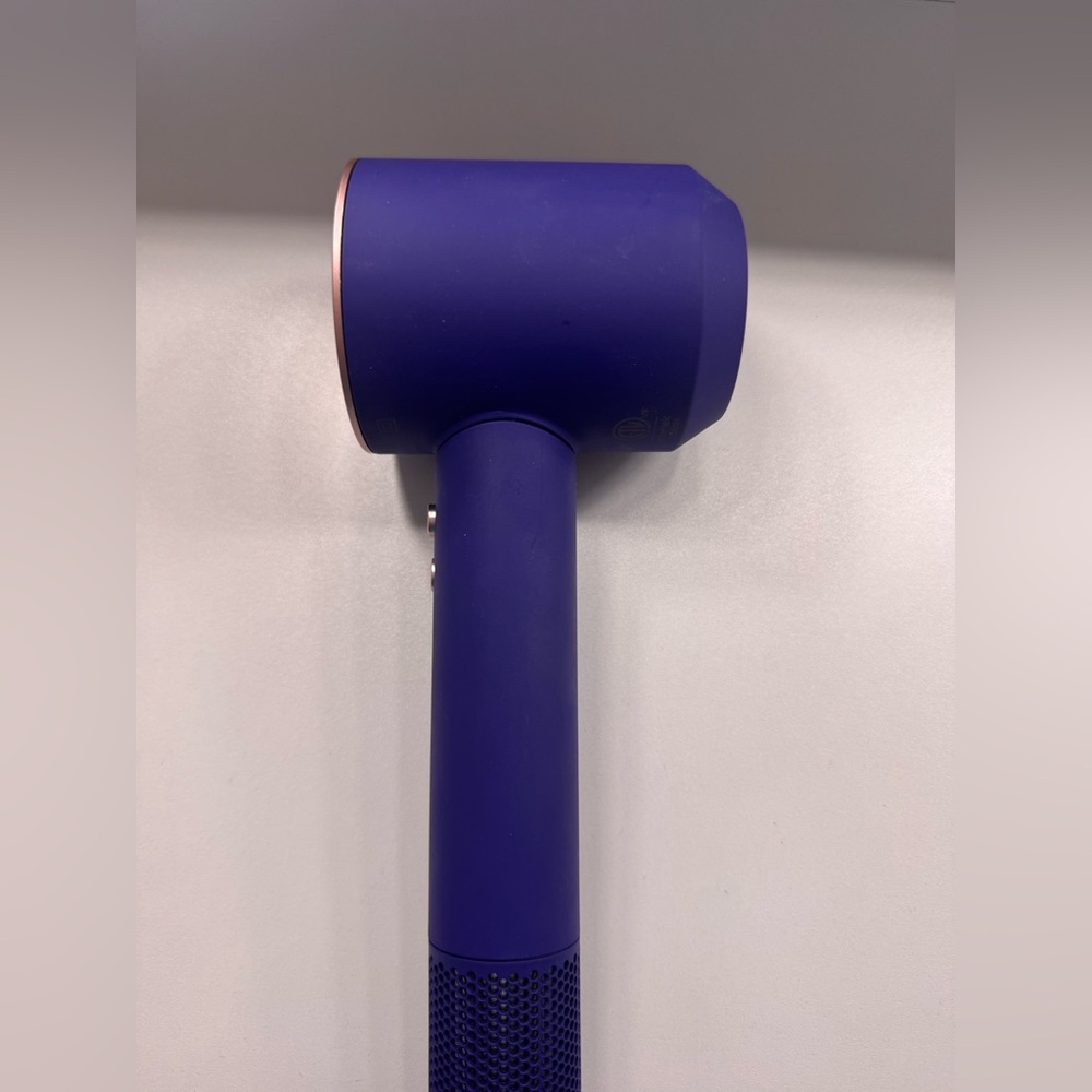 DYSON Supersonic Hairdryer in Vinca Blue and Rose